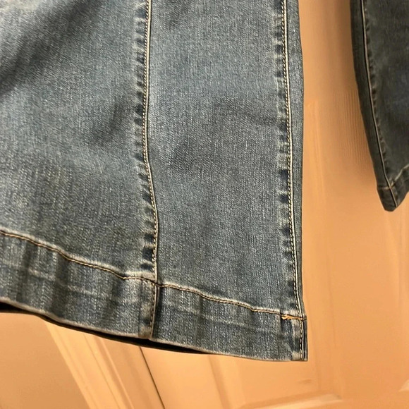 Fashion Nova jeans, high-rise, wide leg size 7, junior - Picture 3 of 12